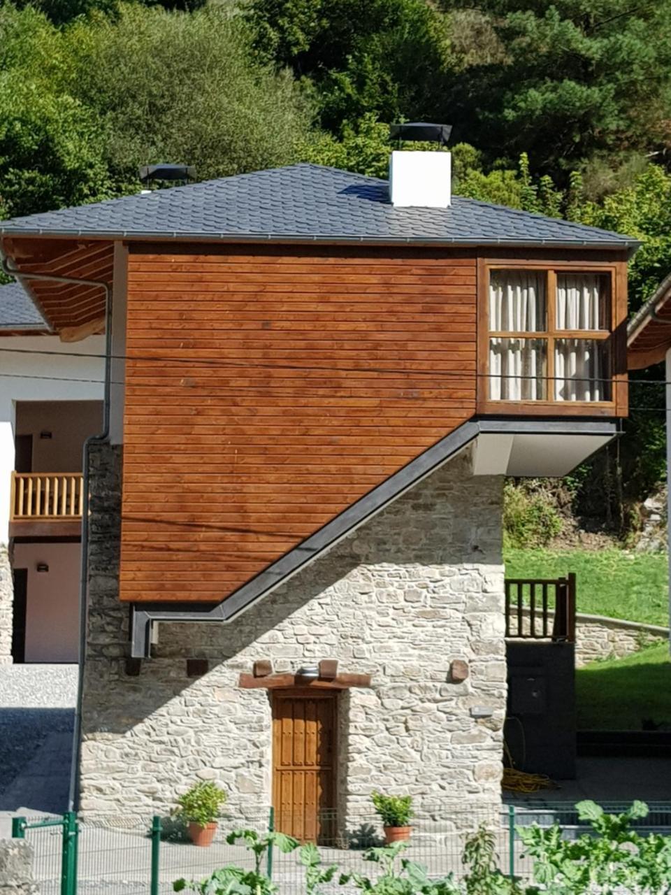 Hotel Rural Las Montanas De Pumar Besullo Buitenkant foto